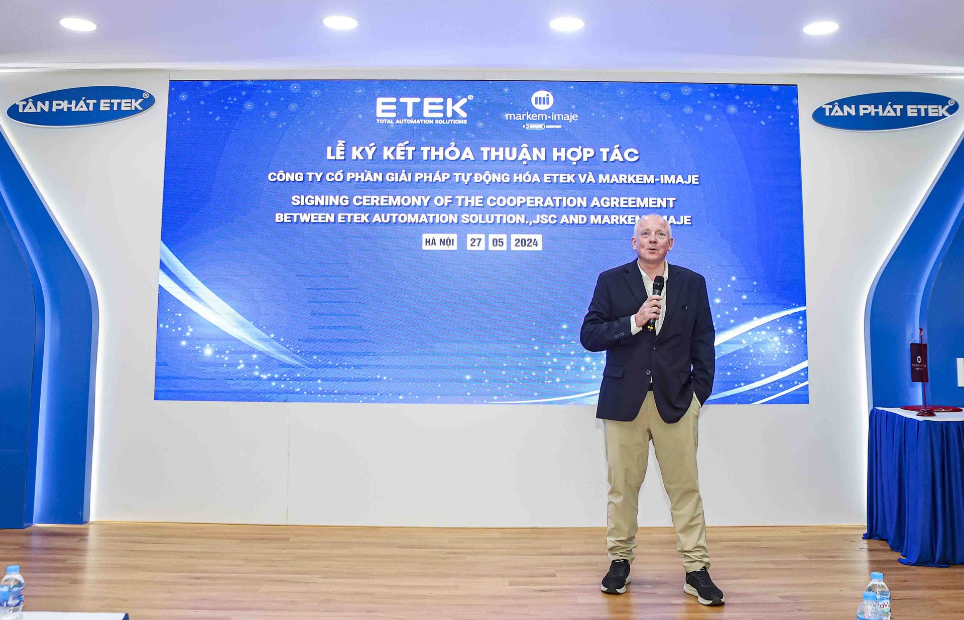 Ông Vincent - Giám đốc điều hành của Markem-Imaje chia sẻ triển vọng hợp tác với ETEK