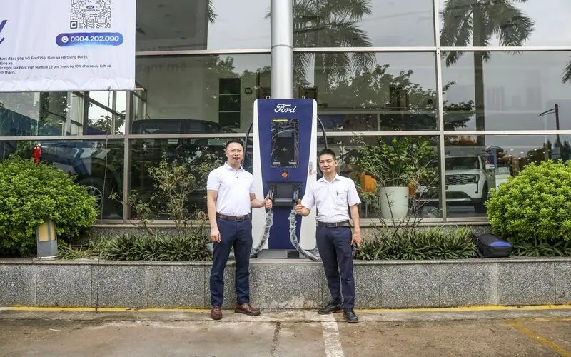 Tân Phát ETEK triển khai hạ tầng sạc nhanh ETEK Charge cho hơn 50 Đại lý Ford