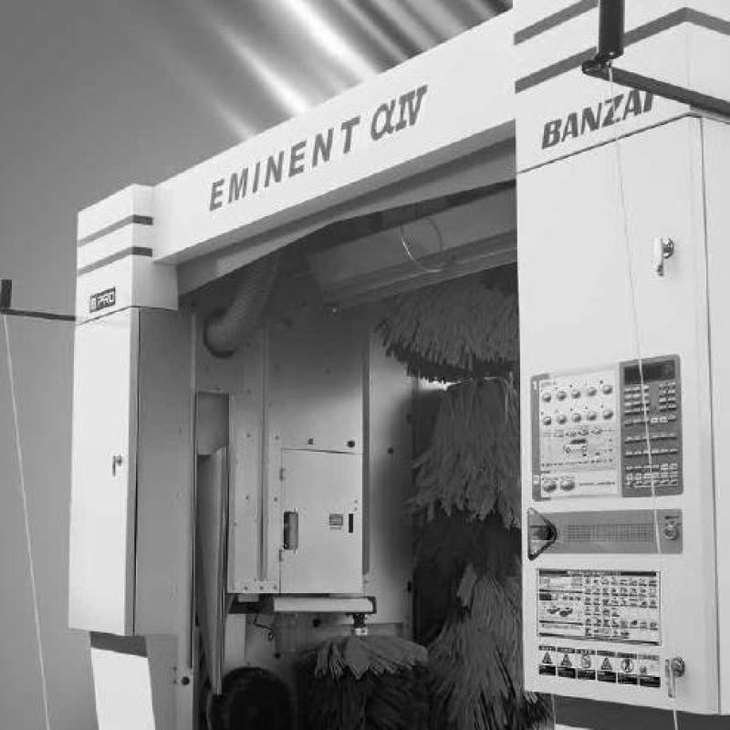 Hệ thống rửa xe tự động có chạm 3600x2840x2750 mm ( full option)